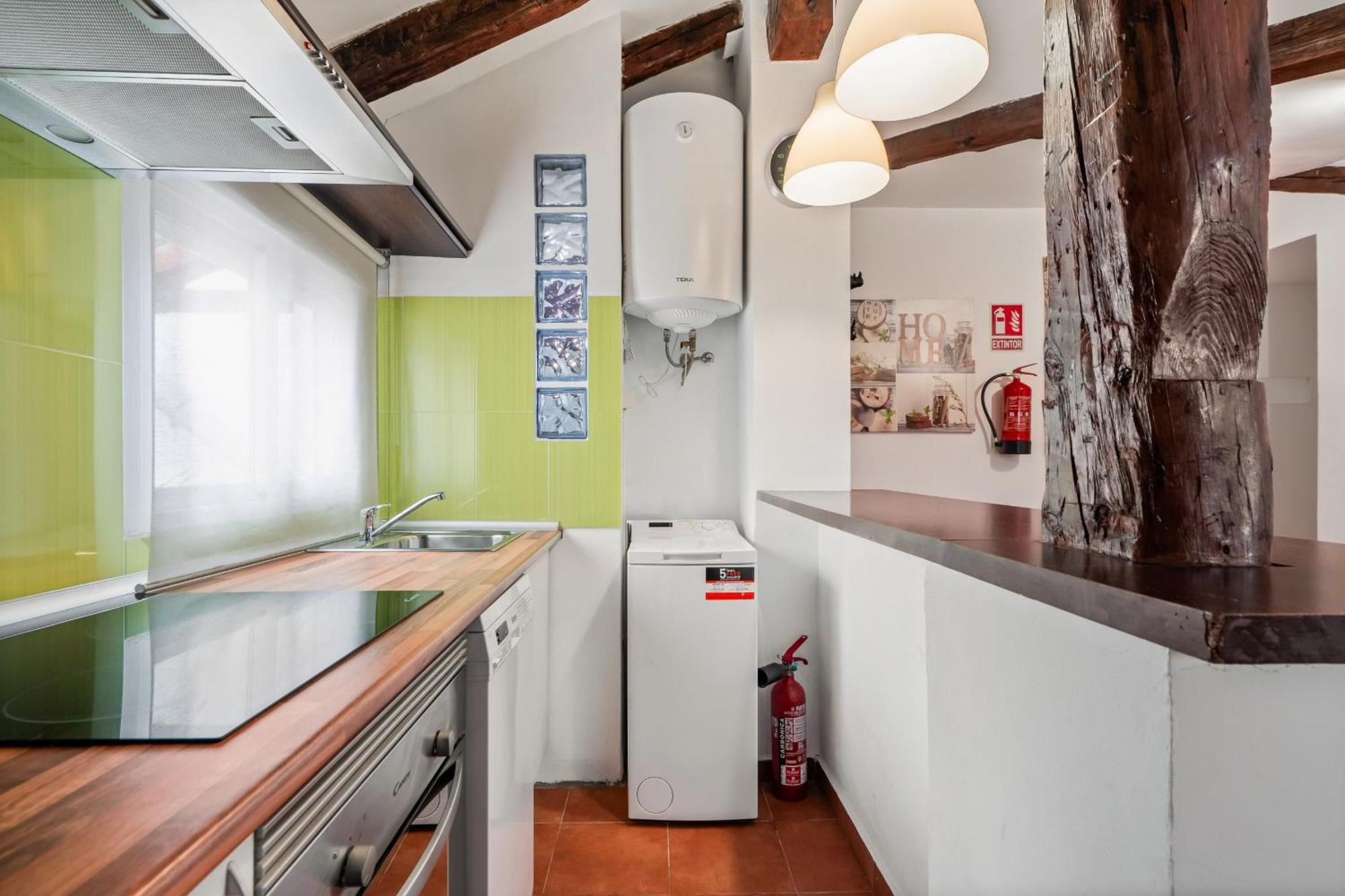 Apartamento En La Gran Via Alquiler Temporal Madrid Luaran gambar